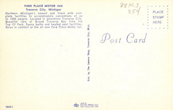 Park Place Hotel (Park Place Motor Inn) - Postcard Back